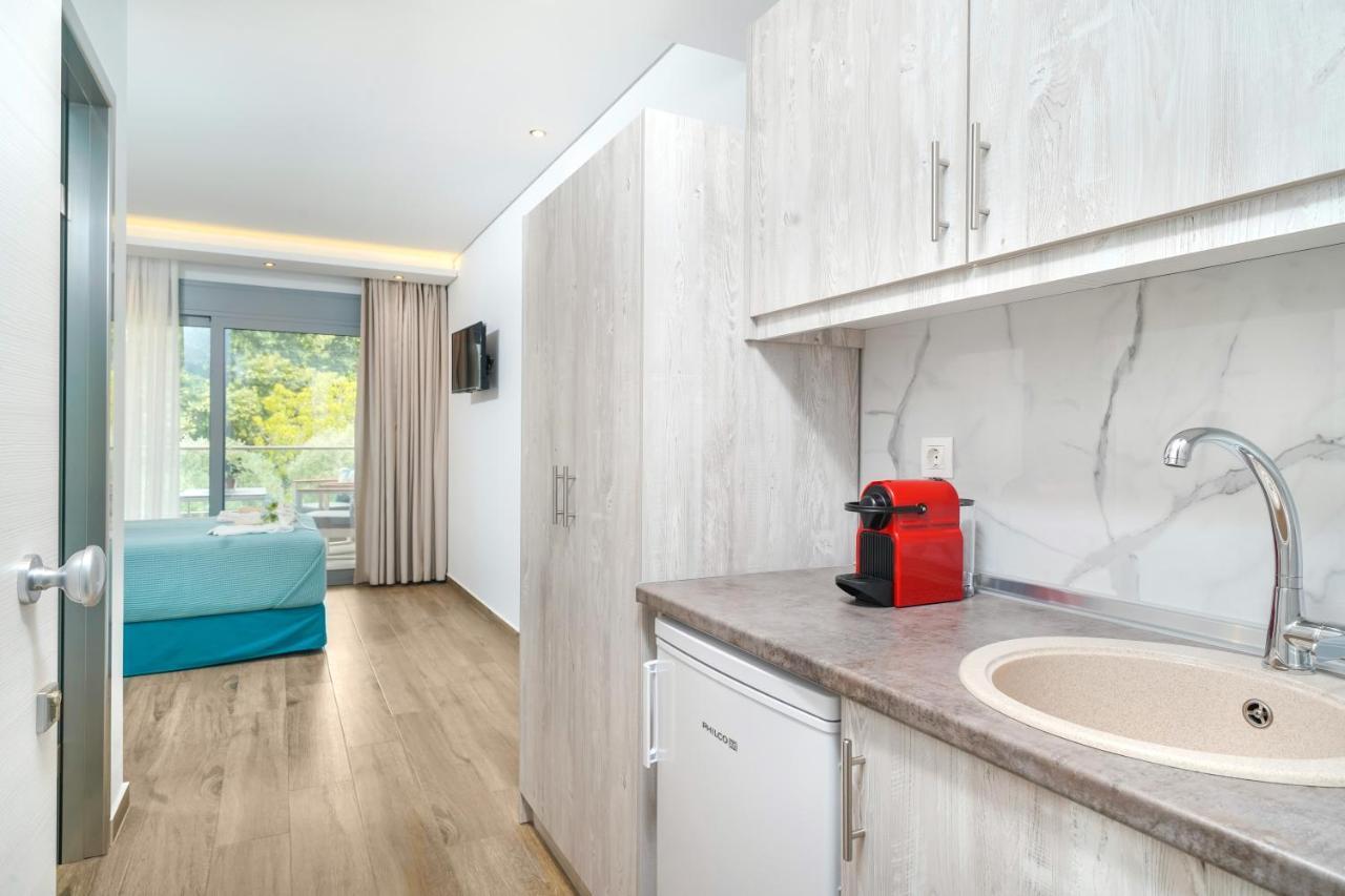 Maria Elena Suites Limenas  Luaran gambar